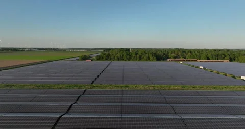 Solar panels field in a Closed Distribution System, supplies power to 스톡 동영상 310872718