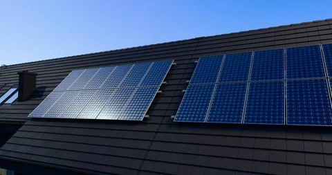 Solar panels on roof  Video stock 302294580