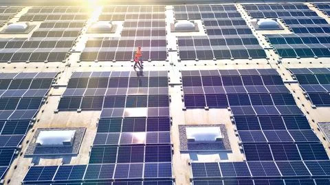 Solar panels on a rooftop: eco-friendly energy. Foto stock