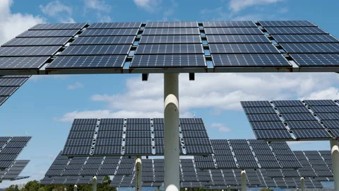 Solar Panels Tracking the Sun for Maximum Efficiency (Time Lapse | Zoom Out) Stock-Footage 207146194