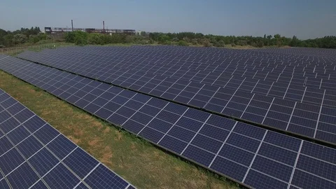 Solar power station, drone flight, 4k, (part II) 库存影片 123378489