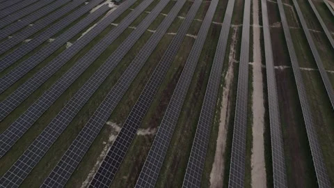 Solar Power Station Panels In The Fields Stockbeeldmateriaal 243597742
