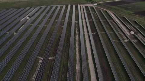 Solar Power Station Panels In The Fields Stockbeeldmateriaal 243597753