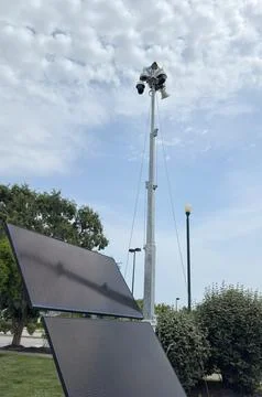 Solar Powered Security Camera Trailer Surveillance Stockfoto's