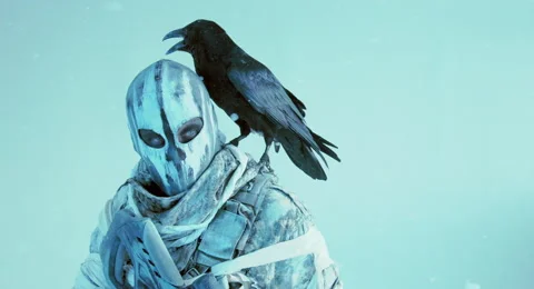 The soldier with the crossbow and Raven. Fantasy. The post Apocalypse. Vídeo Stock 68679953