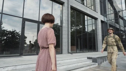 The soldier returns home Stock Footage 115830844