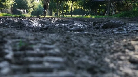 Soldier running though mud- slow motion Stock-Footage 10901517