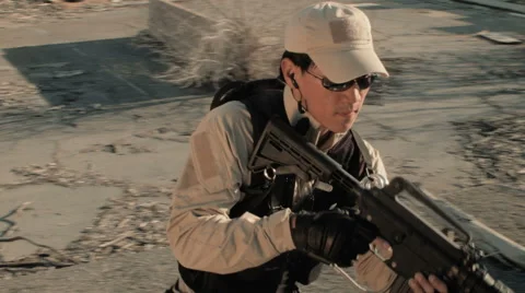 Soldier Searching on Rooftop Stock Footage 47923271
