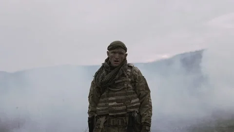 Soldier suffer concussion Stock Footage 135549764