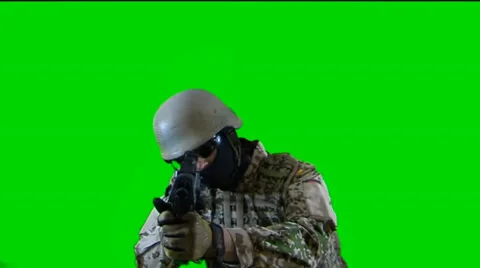 Soldier is targeting - seperated on green screen for easy use Stock-Footage 33795457