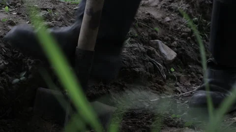 Soldiers digging Stock Footage 49220584