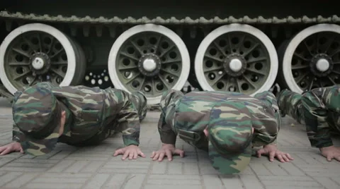 Soldiers doing push-ups Stock Footage 42884528