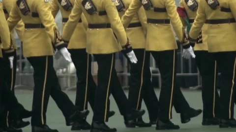 Soldiers marching in slow motion. Video stock 330121648
