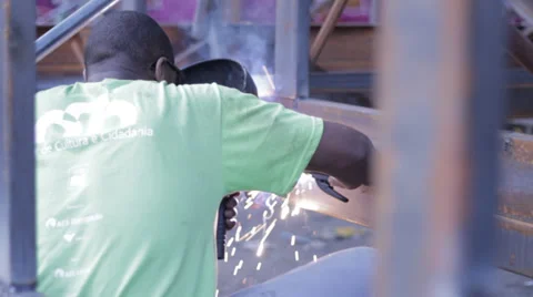 SOLDING MAN AT WORK 04 Video stock 35136583