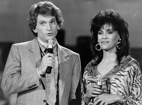 Solid Gold, 1983 Hosts of Solid Gold Rex Smith &amp; Marilyn McCoo on set at Solid Stock Photos