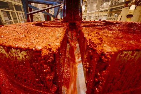 Solid residual of potassium salt in floatation machine basin Foto stock