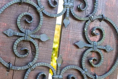 Solid wood door texture in Costa Rica. Stockfoto's