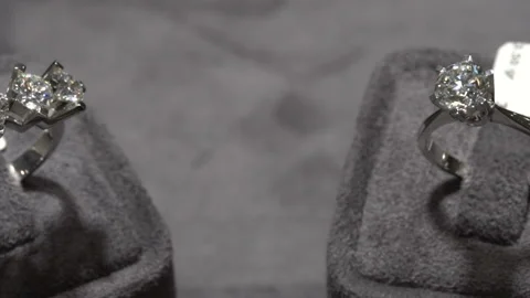 Solitaire ring panning pearl ring. Diamond ring hand made jewelery close up Stock Footage 139728005