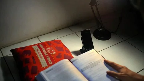 Someone read a book Stock Footage 289921638