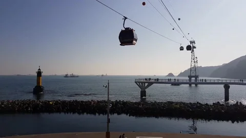 Songdo Beach and Cable Car with Tourists in Busan, South Korea 스톡 동영상 154041672