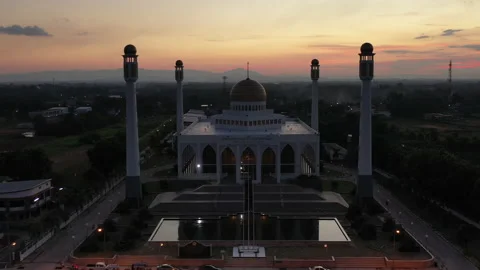 Songkhla Central Mosque at sunset Stock Footage 138678451