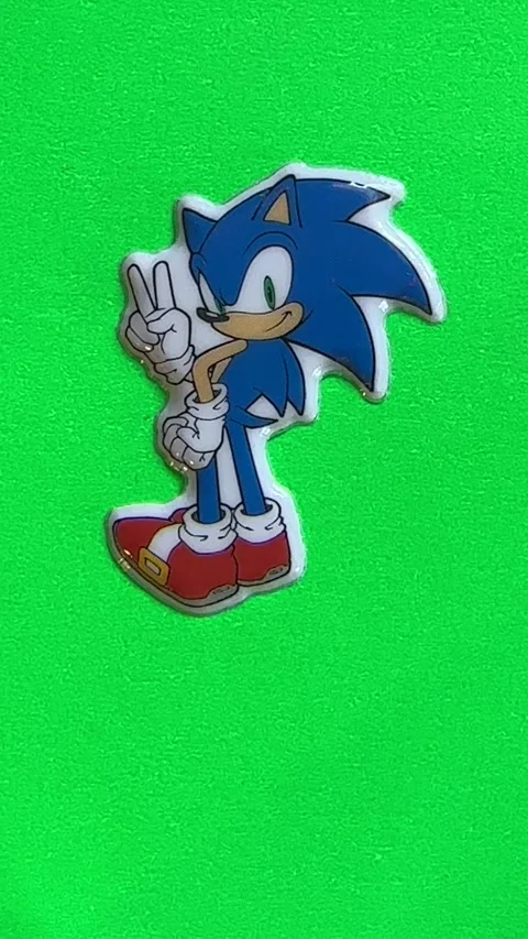 Sonic the Hedgehog Characters on Green Screen Background Stockbeeldmateriaal 312861680