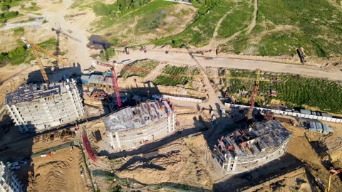Сonstruction site with cranes on building construction. 스톡 동영상 156632708