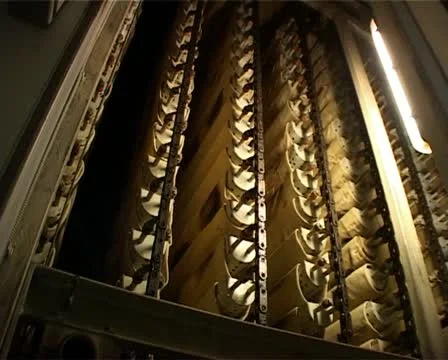 Сonveyor with long loaves Видео 12159519