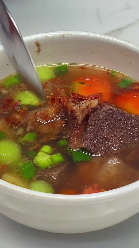 Sop Daging Iga (Potrait) Stock Footage 331788233