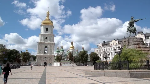 Sophia Square Video stock 123486096