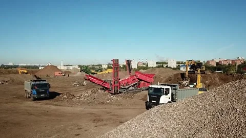 Sorting plant for processing construction waste Video stock 256878013