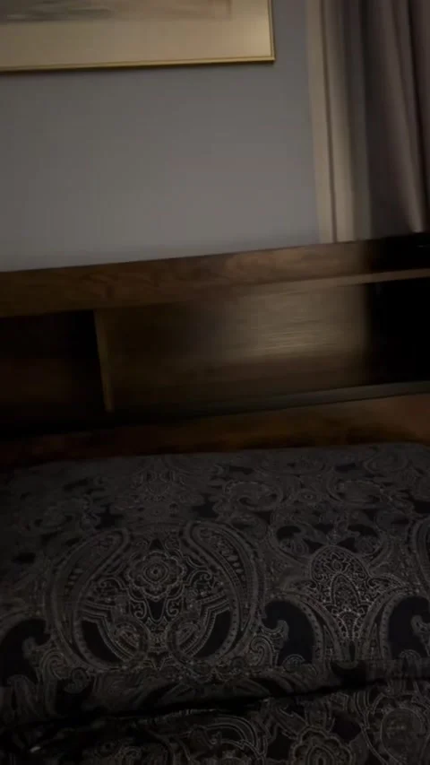 Sound Activated Lights on Bed Triggered by Fart, Pictou County, Nova Scotia, Can 스톡 동영상 325747277