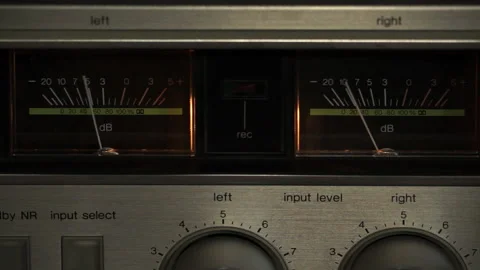 Sound amplifier VU meter needles 스톡 동영상 127167319