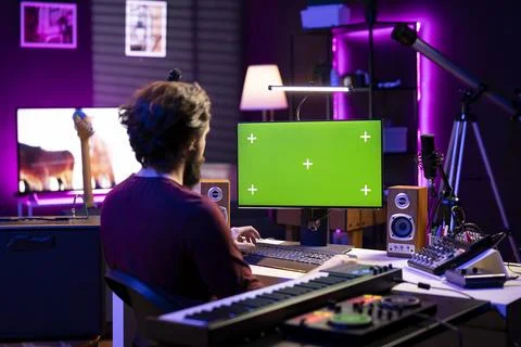 Sound engineer learning to mix and master audio recordings Foto stock