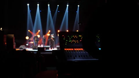 The sound engineer is working at the concert. Stock-Footage 270126913