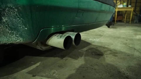 Sound of the exhaust system 動画素材 235727192