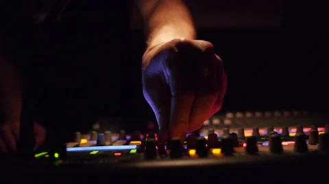 Sound guy mixer audio engineer 스톡 동영상 45591357