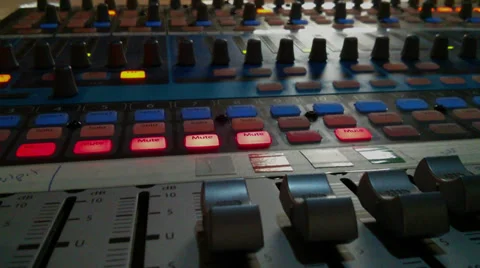 Soundboard Stock-Footage 34253357