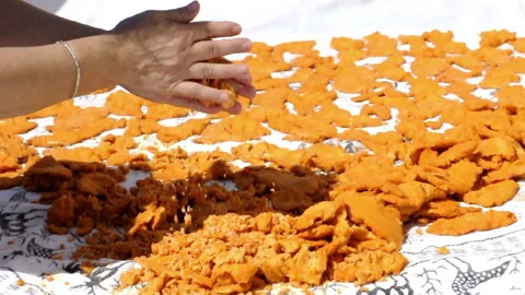 Soup ingredient made by drying under the sun 動画素材 138265993