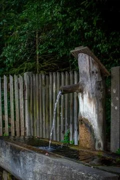 Source of drinking water on the streets of the city, drinking fountain Foto stock