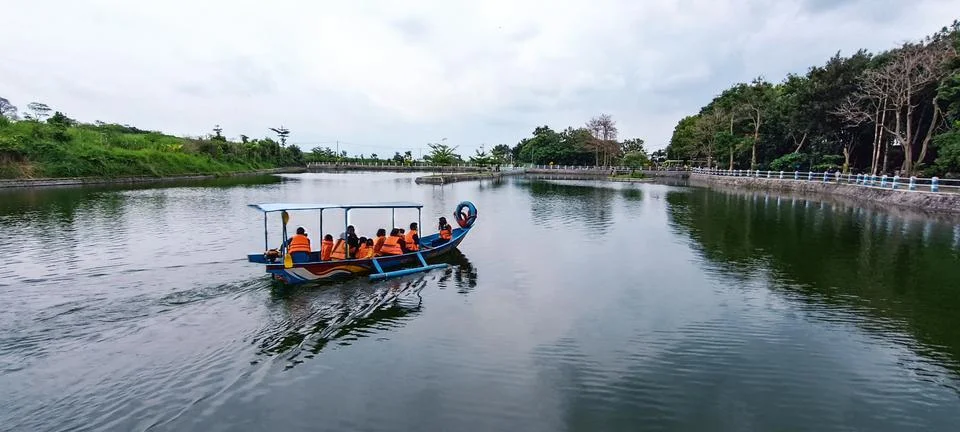 Source jembangan Stock Photos
