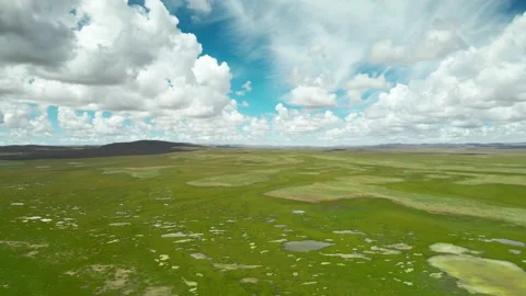 The source of the Yellow River on the Qinghai Tibet Plateau Stock Footage 143823815
