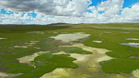 The source of the Yellow River on the Qinghai Tibet Plateau Stock Footage 143823917