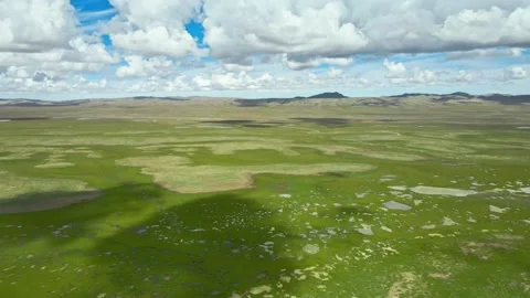 The source of the Yellow River on the Qinghai Tibet Plateau Stock Footage 143823960
