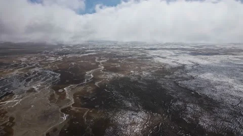 The source of the Yellow River on the Qinghai Tibet Plateau 三江源 黄河源头 Video stock 167722265
