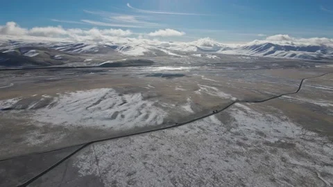 The source of the Yellow River on the Qinghai Tibet Plateau 三江源 黄河源头 Video stock 167738585