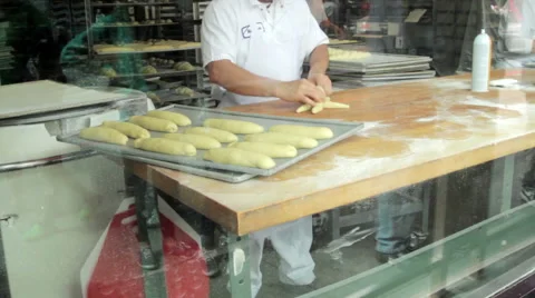 Sourdough bread making demonstration Stock-Footage 40205985