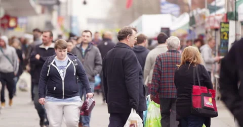 SOUTHAMPTON, UK - CIRCA 2015: Large crowd of shoppers at a local shopping centre Stock Footage 48008219