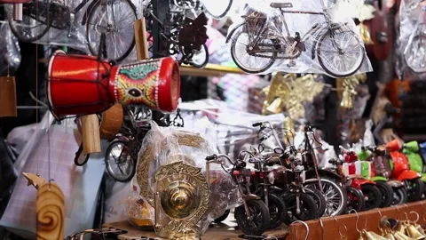Souvenir shop Stock Footage 276805790