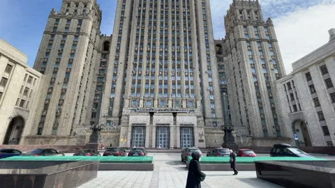 Soviet emblem building Stockbeeldmateriaal 150742980